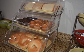 Quality Inn & Suites East Syracuse - Carrier Circle